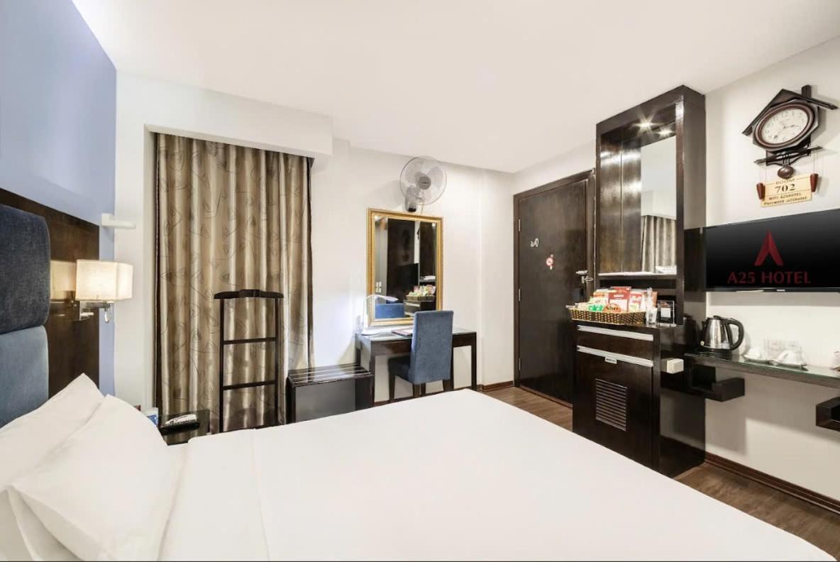A25 Hotel - 28 Trần Quý Cáp Hanoi Esterno foto