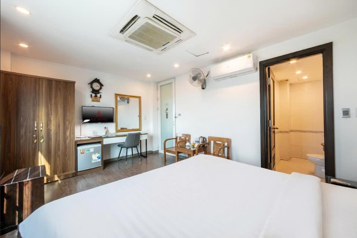 A25 Hotel - 28 Trần Quý Cáp Hanoi Esterno foto