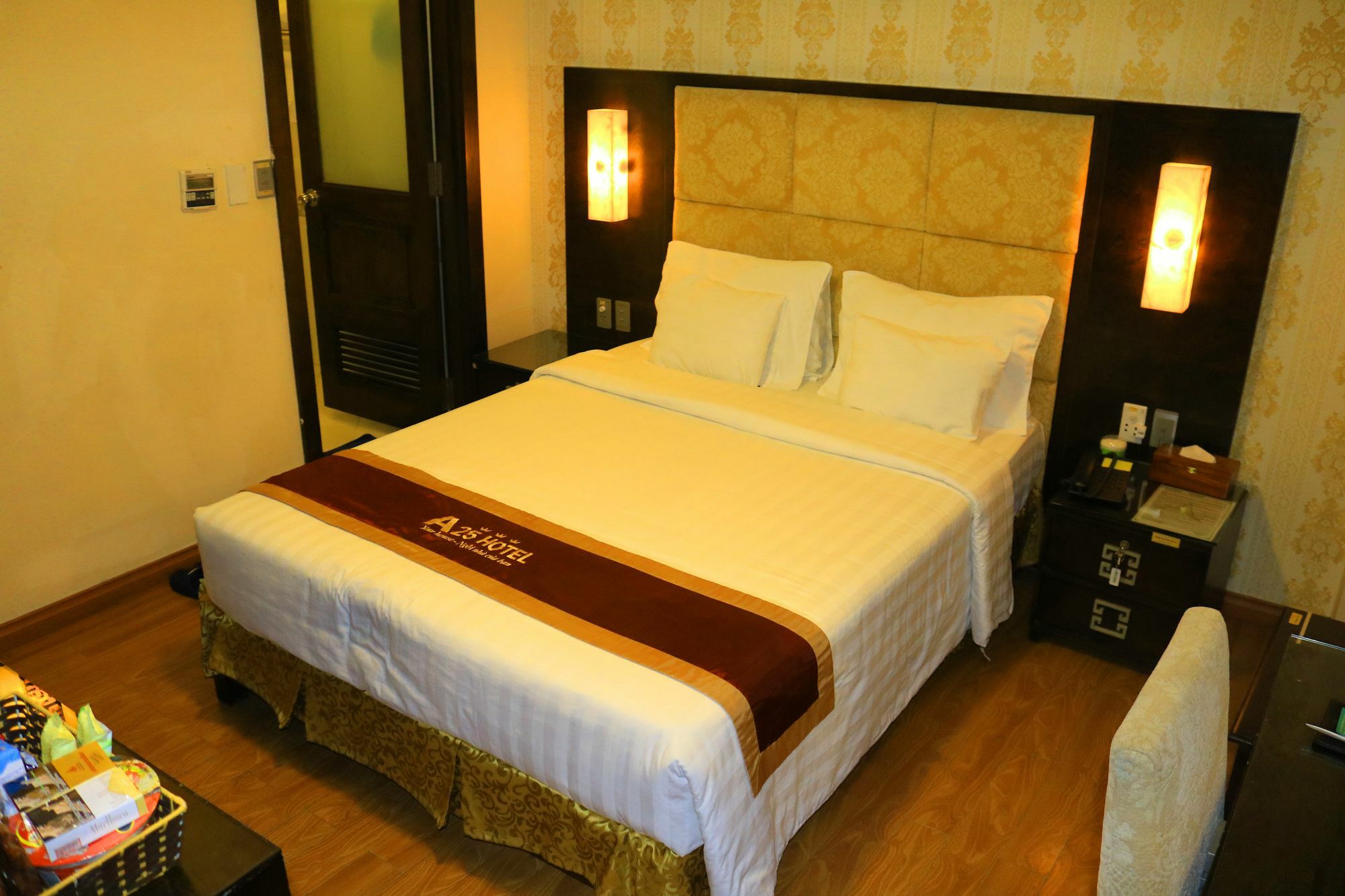A25 Hotel - 28 Trần Quý Cáp Hanoi Esterno foto